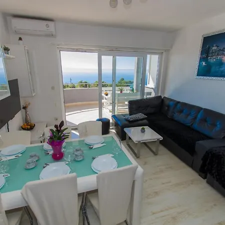 Collis - #73651 Makarska